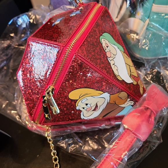 Stitch shoppe seven dwarfs gem - Picture 3 of 3